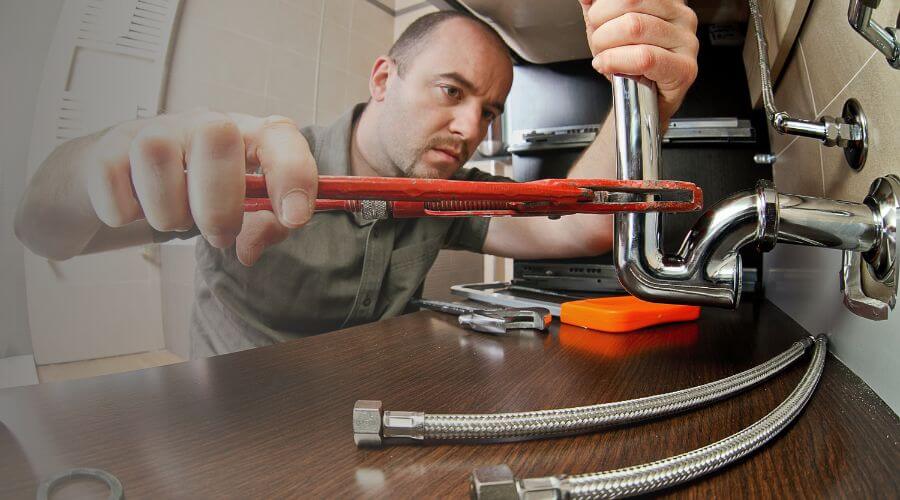 Expert burst pipe repair services in Mart, TX